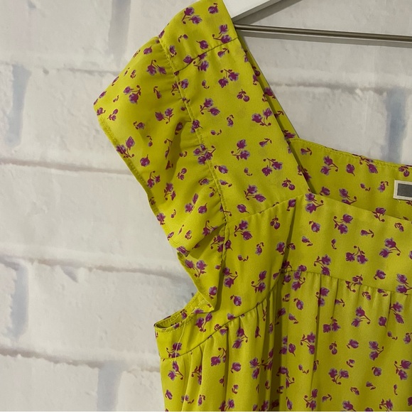 Pleione | Floral Square Neck Flutter Sleeve Blouse - Picture 3 of 5